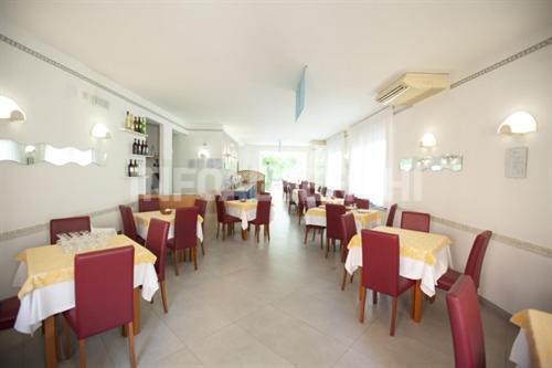 Hotel Azzurro Cattolica Buitenkant foto
